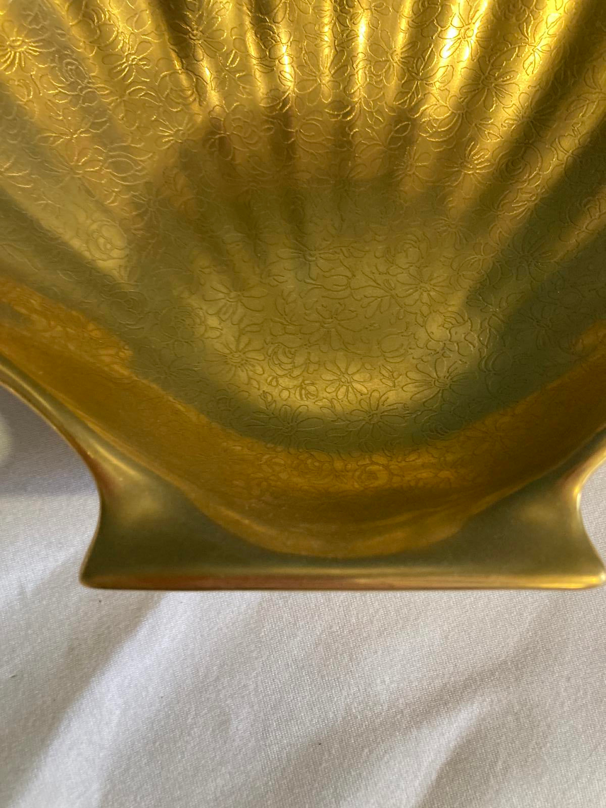 Vintage Pickard Gold Seashell Dish