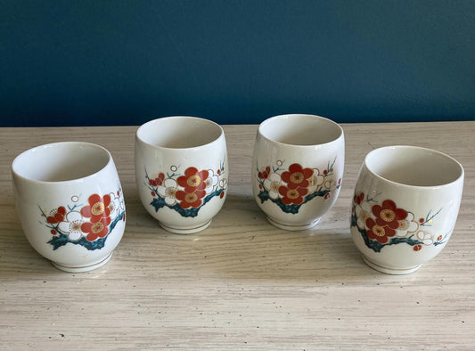 Vintage Asian Floral Tea Cups – Set of 4 Porcelain Yunomi Cups