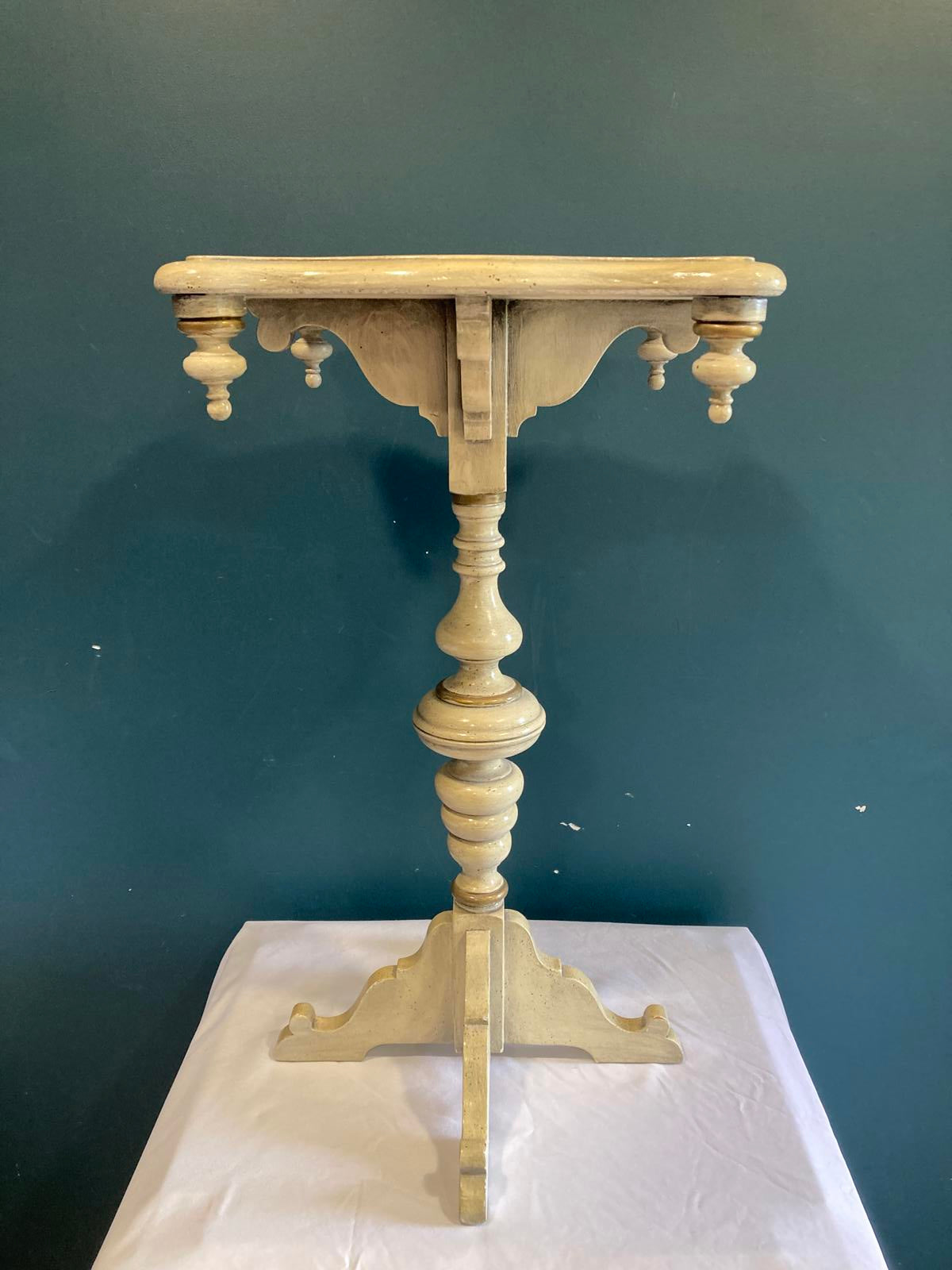 French Provencal Pedestal Side Table with Scalloped Top – Cream and Gold Distressed Finish