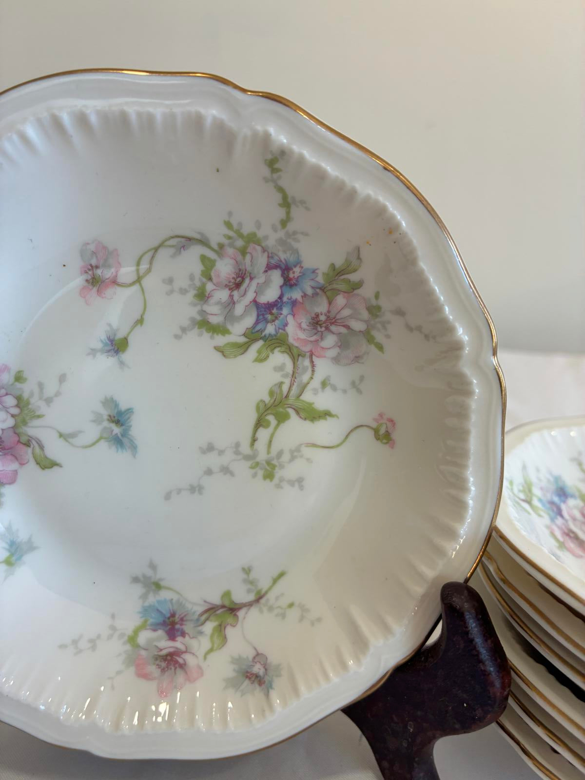 Theodore Haviland Annette Bowls 5" Floral Gold Rim Berry Bowls, Set of 7