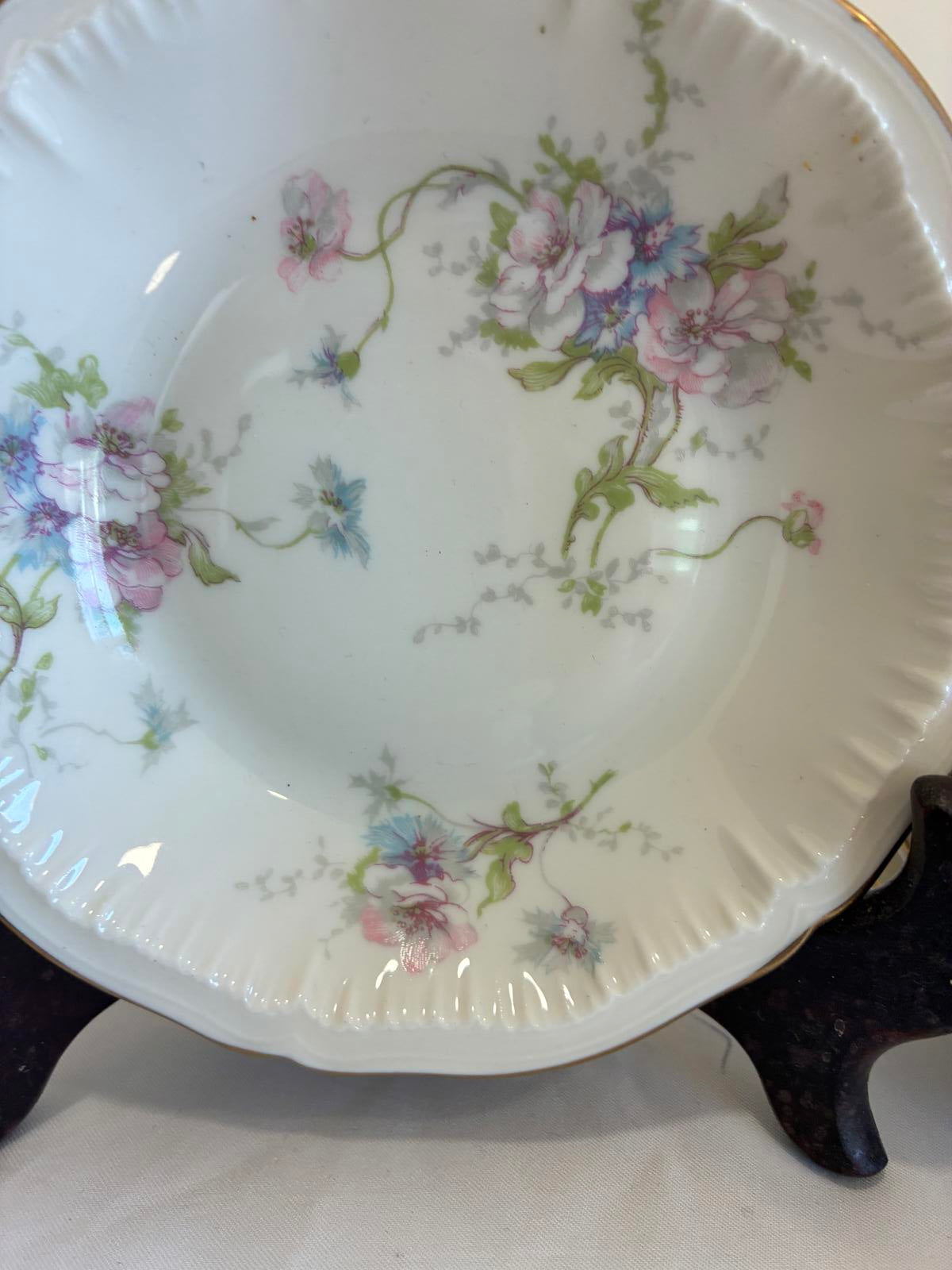 Theodore Haviland Annette Bowls 5" Floral Gold Rim Berry Bowls, Set of 7