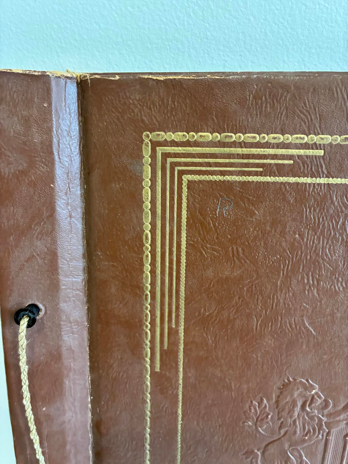 Vintage Leather Scrapbook Album Embossed Crest Memory Book Rustic Keepsake Album