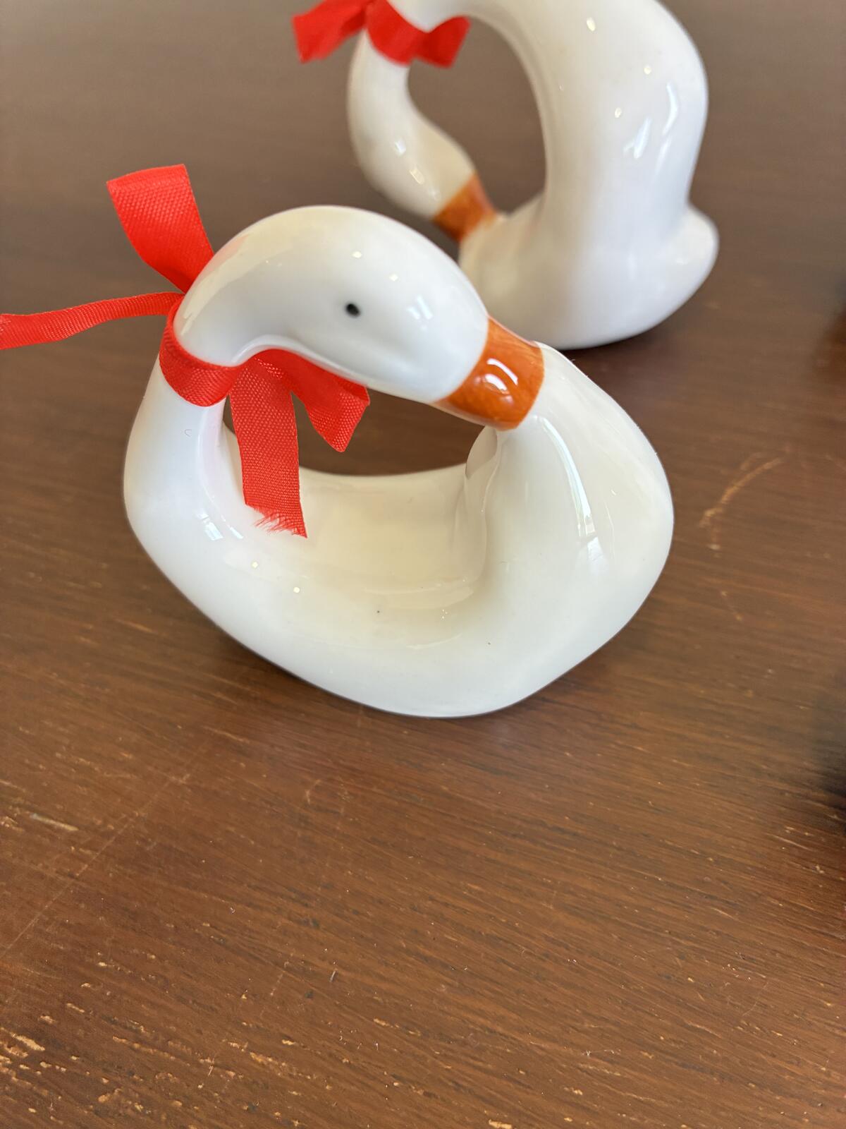 Vintage Swan Napkin Rings Set of 6 White Ceramic Napkin Holders Farmhouse