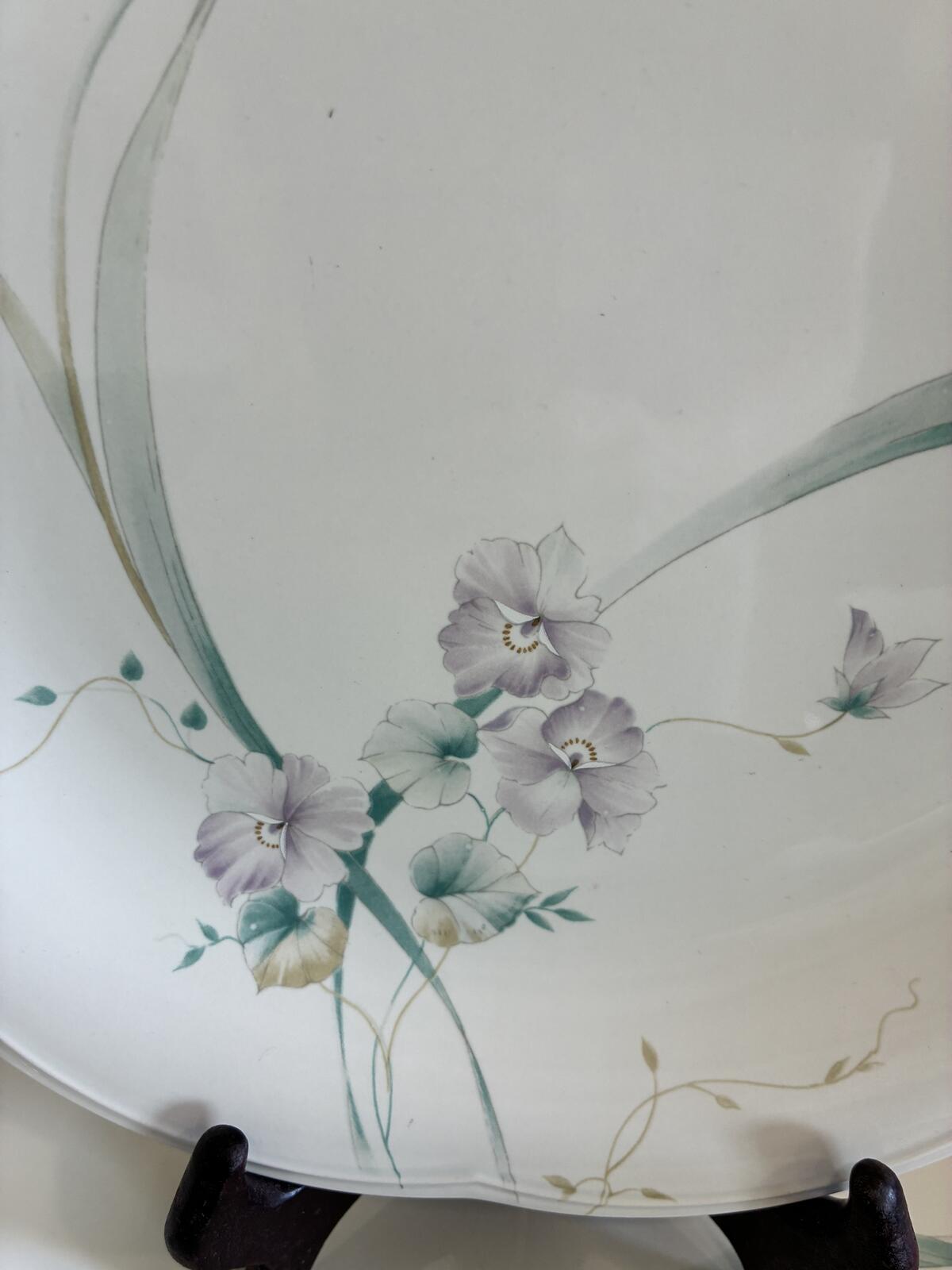 Vintage Mikasa Rondo Set of 5 Scalloped Plates - Iris Butterfly Floral China