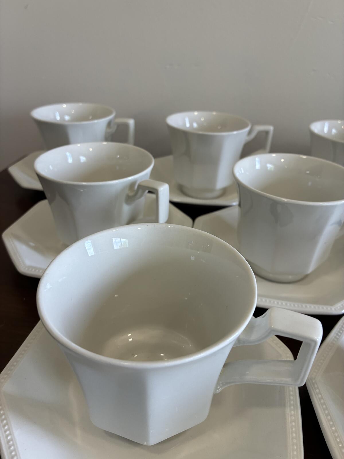 Vintage Johnson Brothers Heritage Cups & Saucers Set of 10, England Ironstone Tea Set, English Dinnerware