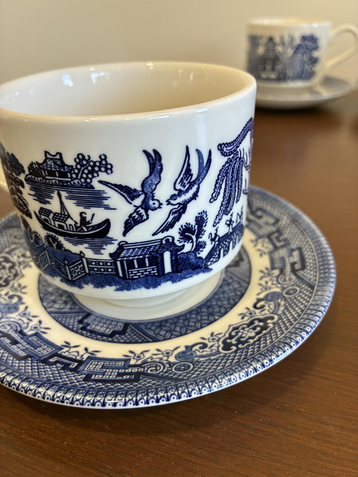 Vintage Churchill England Blue Willow Cups and Saucers, Set of 4 Transferware