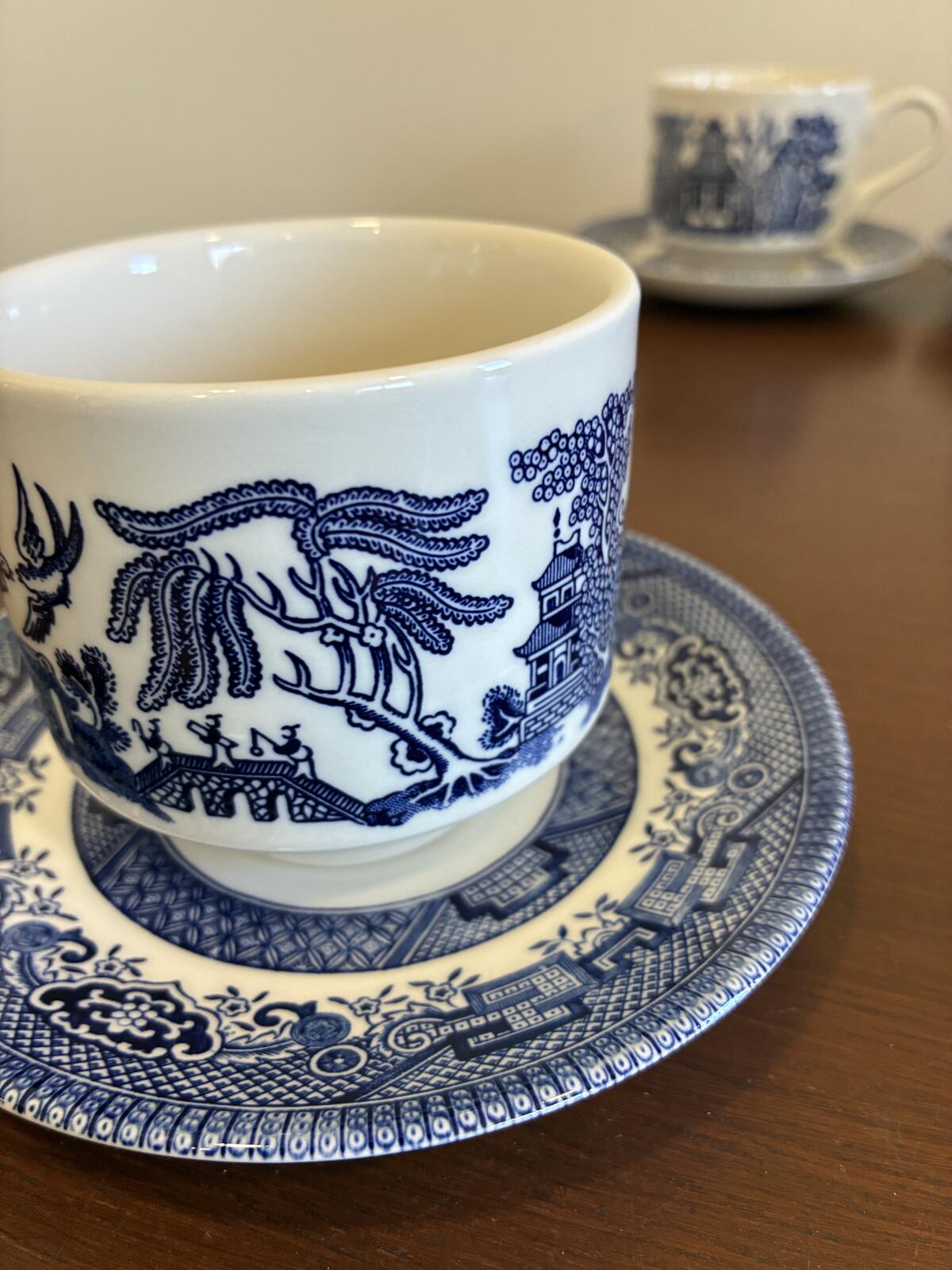 Vintage Churchill England Blue Willow Cups and Saucers, Set of 4 Transferware