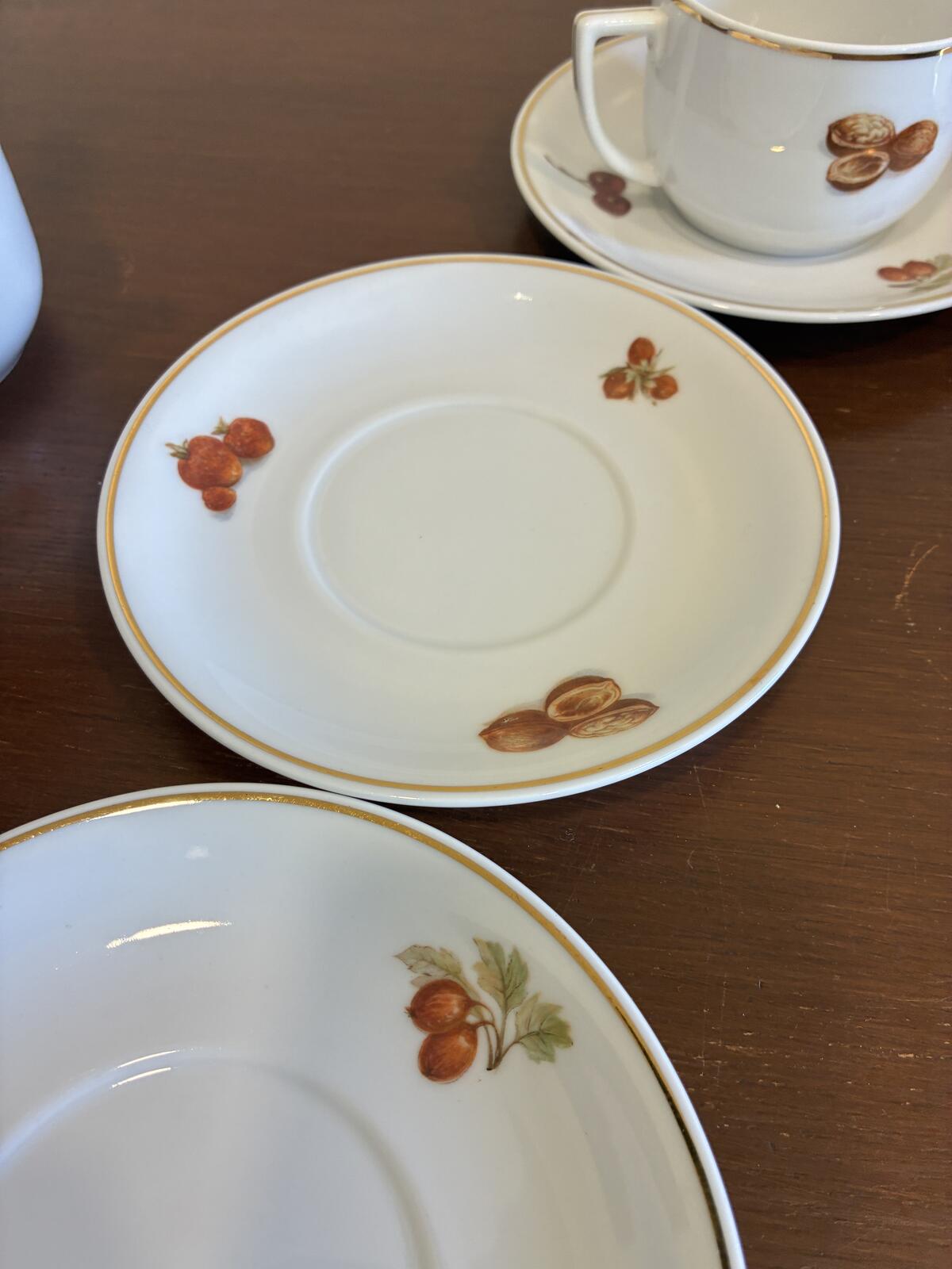 Vintage Seltmann Weiden Bavaria German Fruit & Nut Tea Cups & Saucers Set of 6