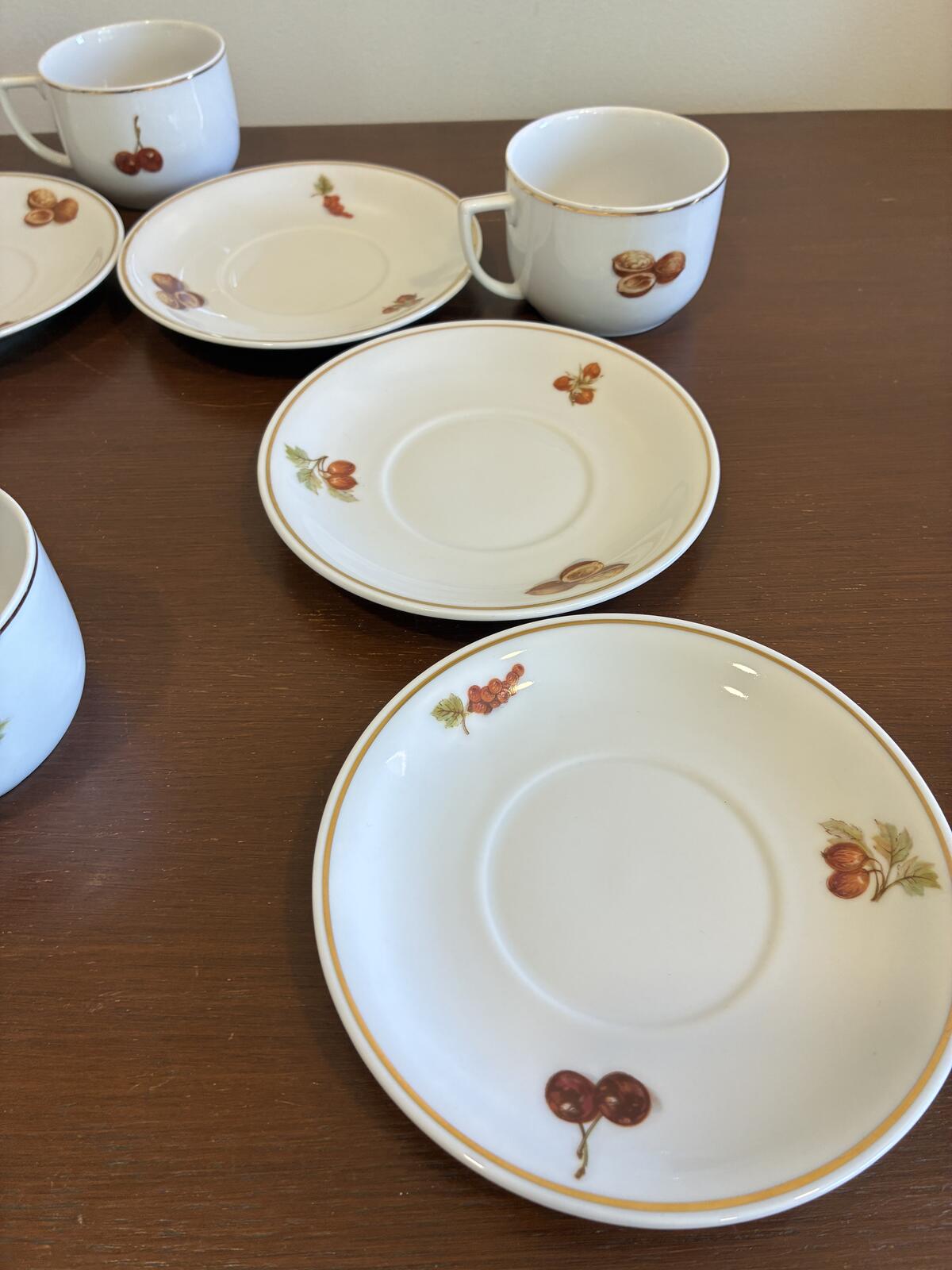Vintage Seltmann Weiden Bavaria German Fruit & Nut Tea Cups & Saucers Set of 6
