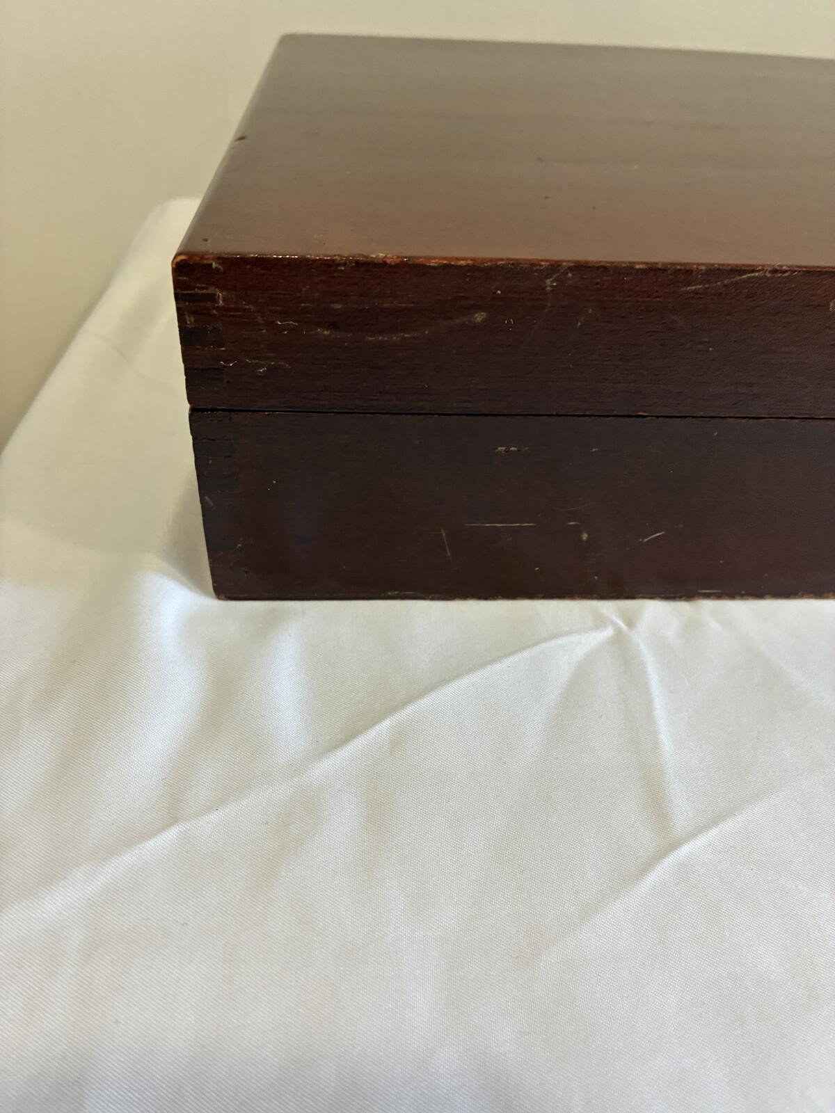 Vintage 1881 Rogers Silverplate Flatware Set with Box,Set of 40,