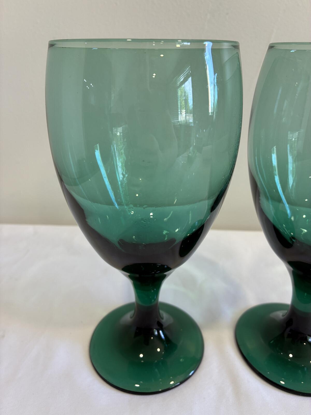 Vintage Emerald Green Water Goblets Set of 2 Mid Century Glassware