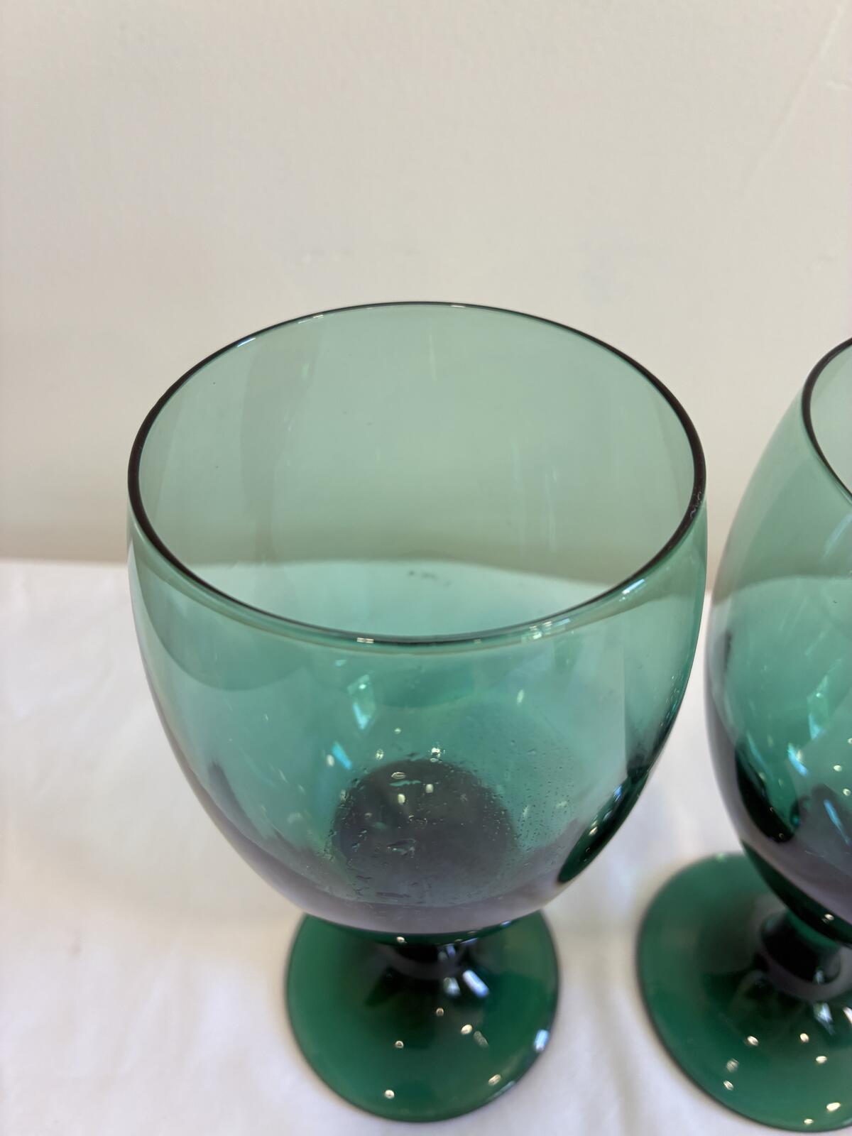 Vintage Emerald Green Water Goblets Set of 2 Mid Century Glassware