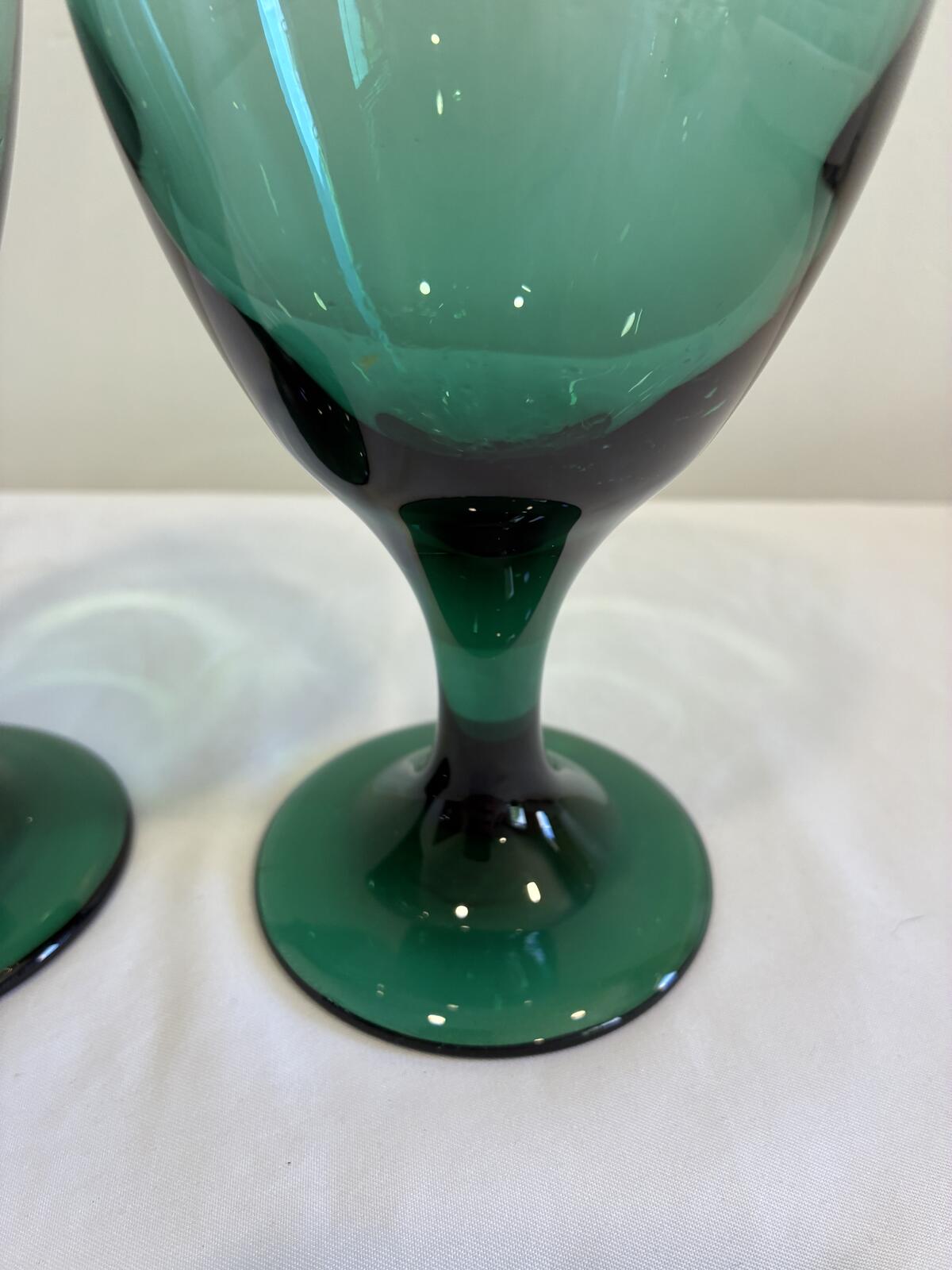 Vintage Emerald Green Water Goblets Set of 2 Mid Century Glassware