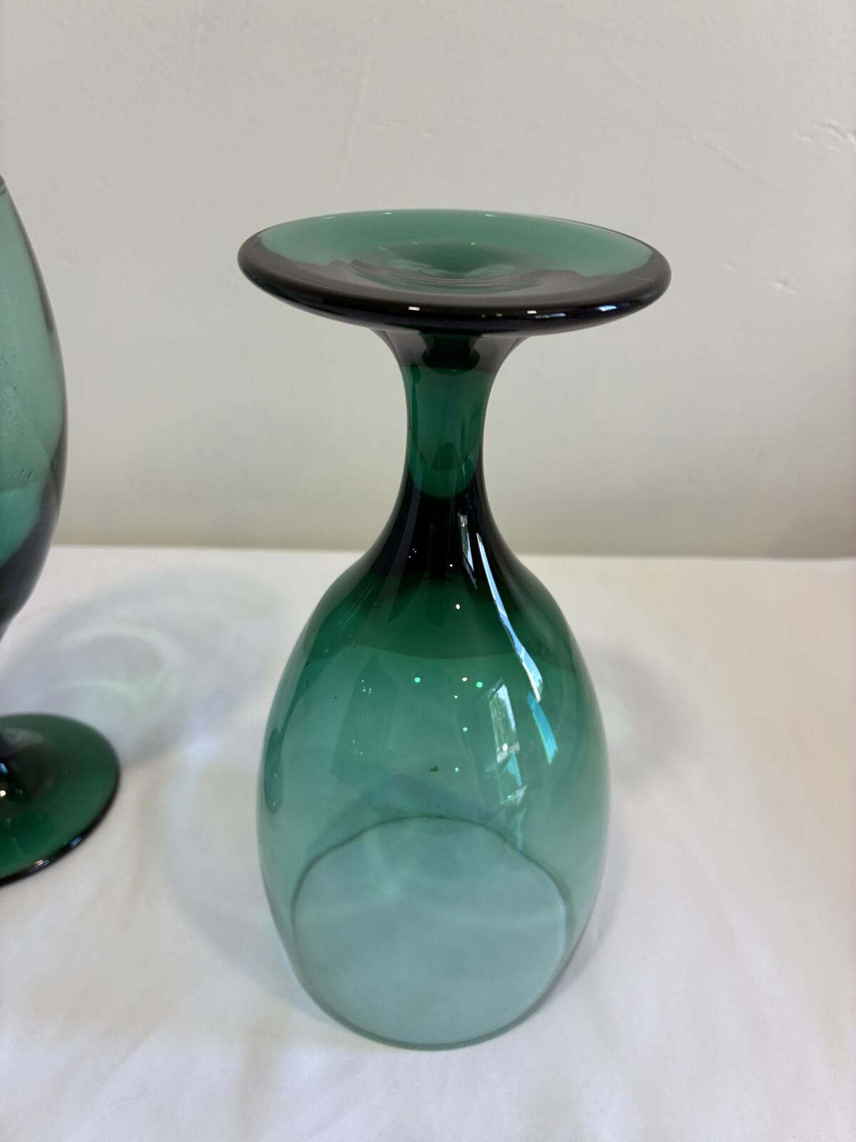 Vintage Emerald Green Water Goblets Set of 2 Mid Century Glassware