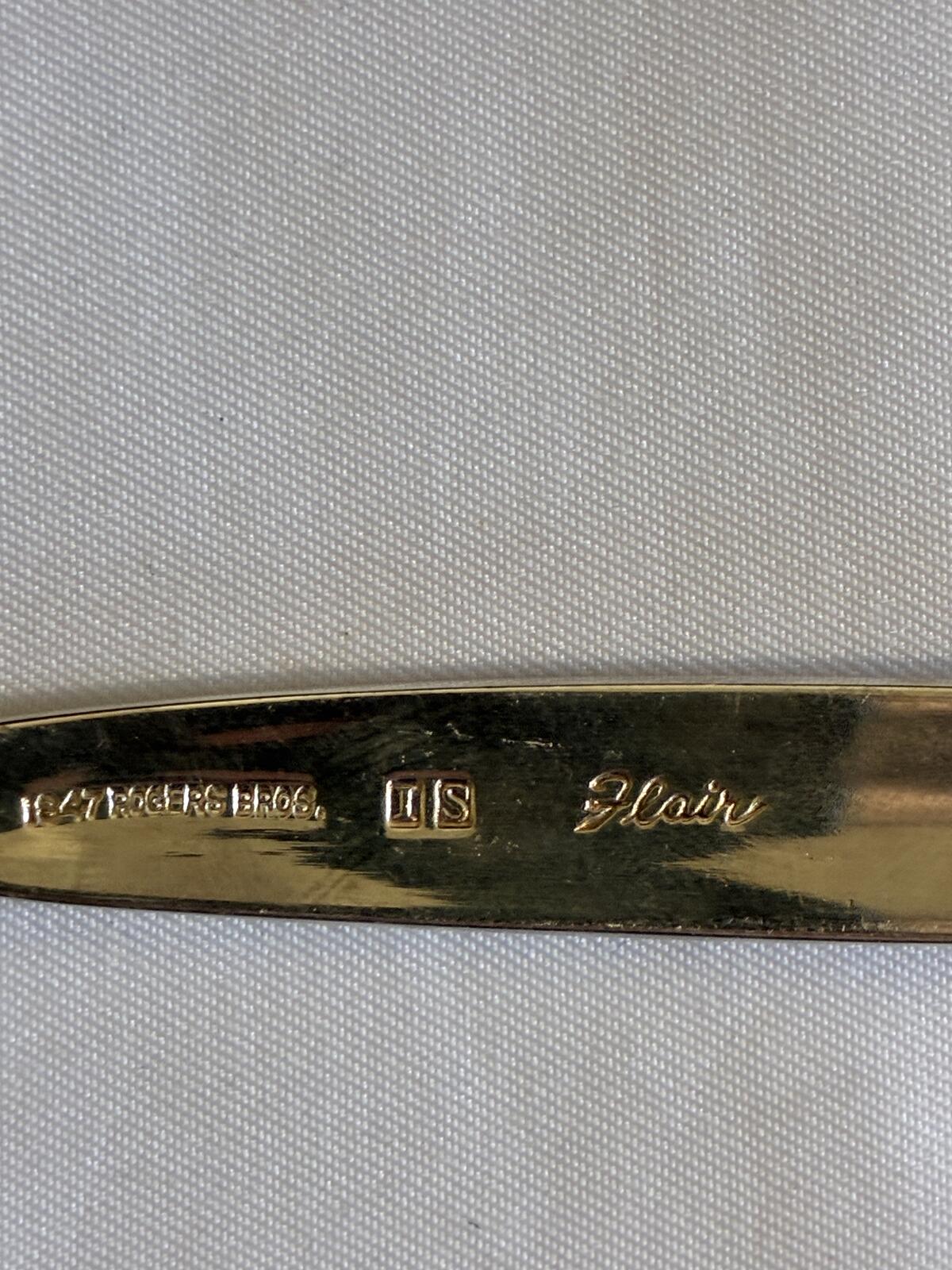 1847 Rogers Bros Flair Silverplate Flatware 38 Piece Set Mid Century Silverware with Wood Chest