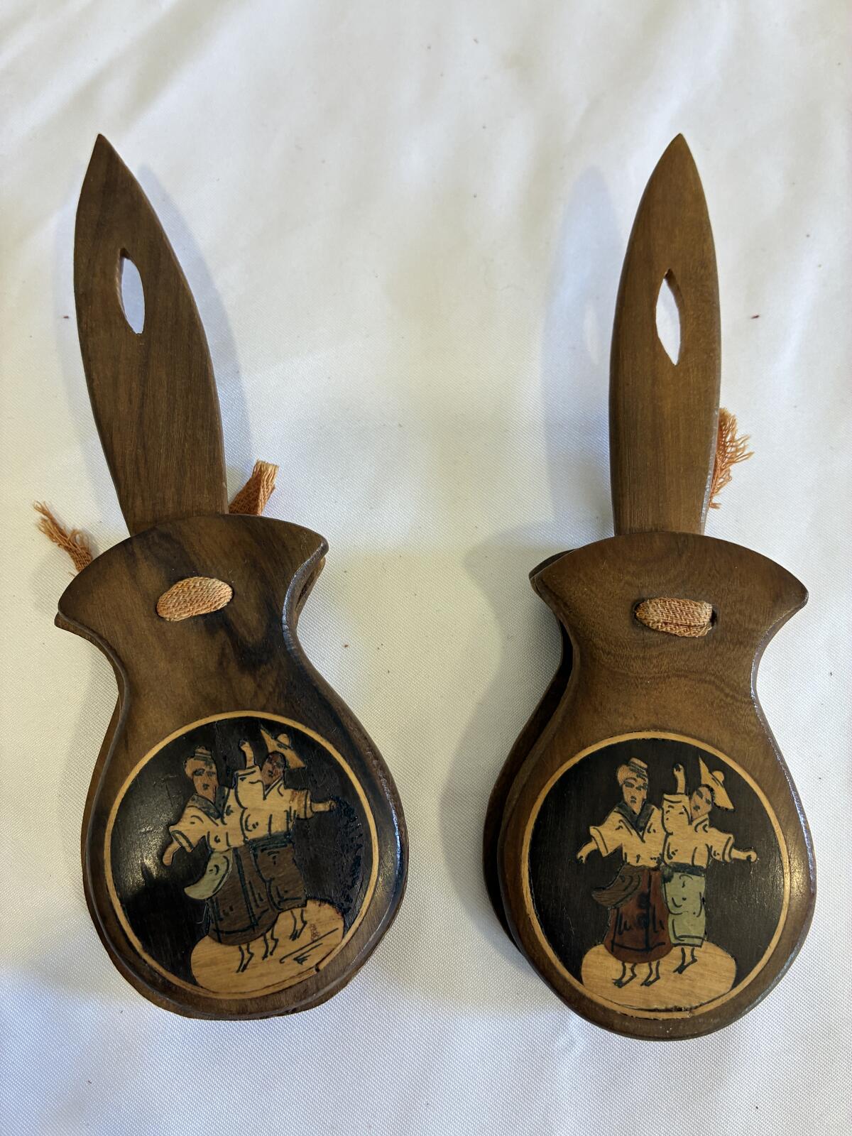 Vintage Sorrento Italy Wooden Castanets Pair Hand Painted Folk Dancers Italian