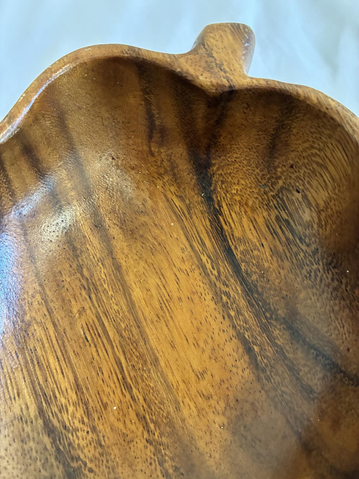 Vintage Monkey Pod Wood Serving Bowl Set Leaf Shaped Bowls MCM Hawaiian Decor