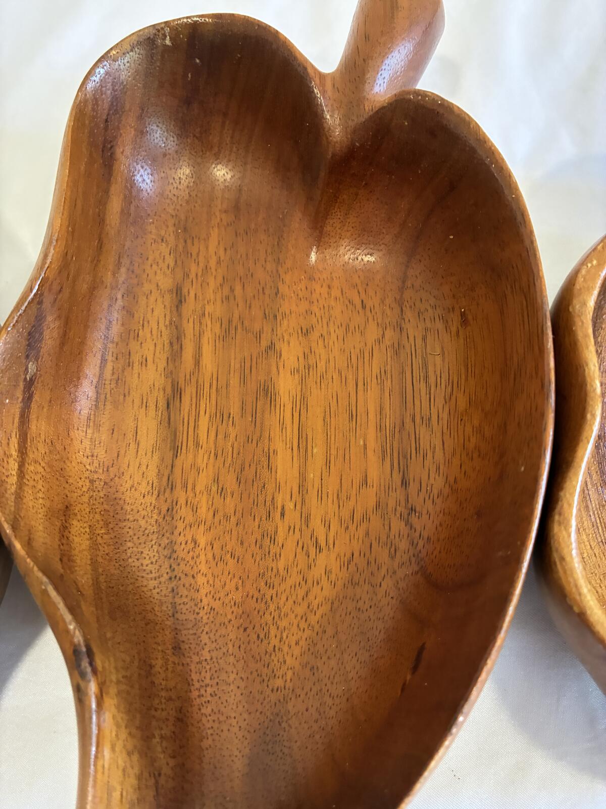 Vintage Monkey Pod Wood Serving Bowl Set Leaf Shaped Bowls MCM Hawaiian Decor