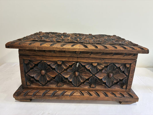 Vintage Hand Carved Wooden Trunk Chest, Floral Carved Storage Box, Folk Art Wood Chest, Rustic Vintage Finds