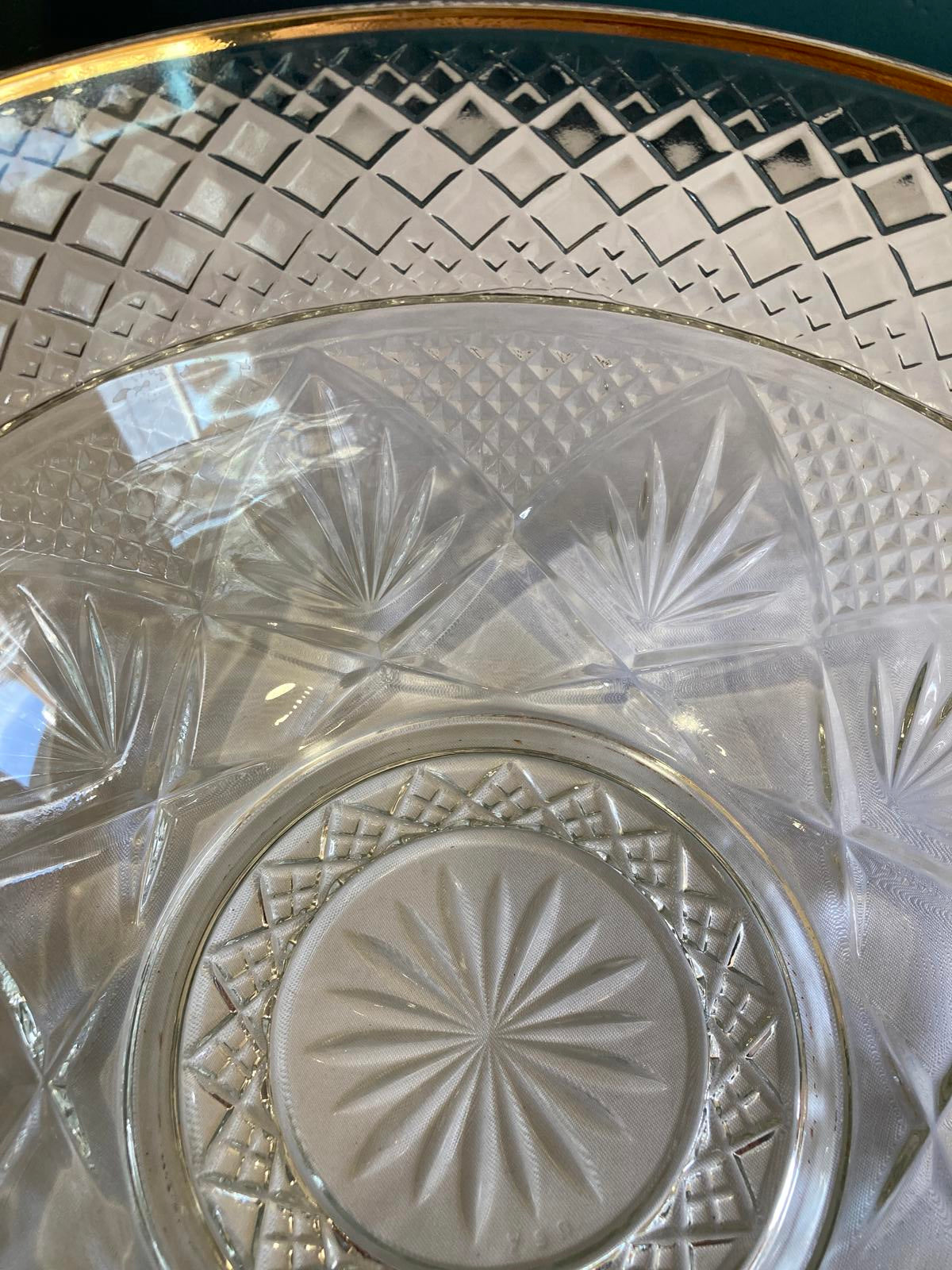 Luminarc Crystal Bowl with 18K Gold Rim – Diamond Cut Vintage Serving Bowl