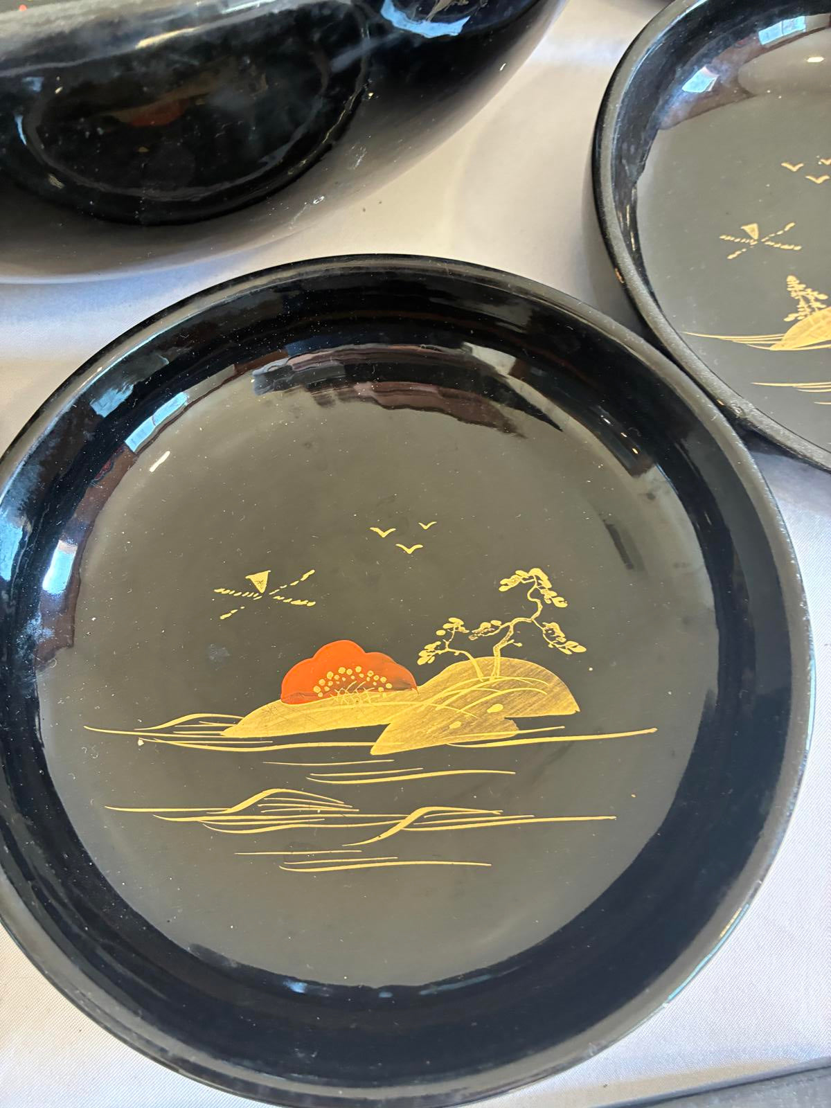 Vintage Japanese Lacquer Bowl Set with Gold Pagoda Design