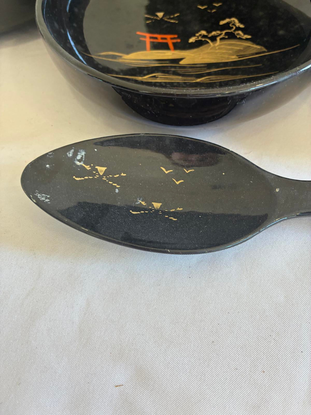 Vintage Japanese Lacquer Bowl Set with Gold Pagoda Design