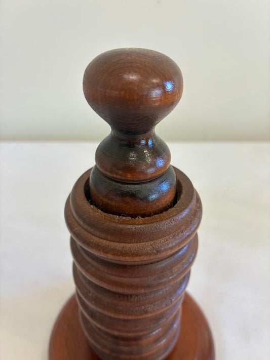 Vintage 6 Wooden Napkin Rings with Holder, MCM Table Decor, Rustic Farmhouse