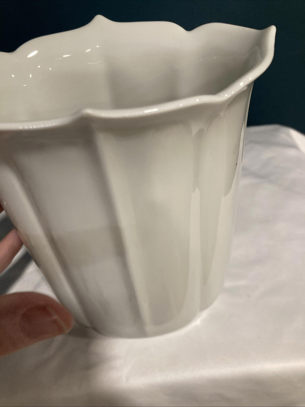 Vintage KAISER West Germany Golden Crown White Porcelain Flower Vase