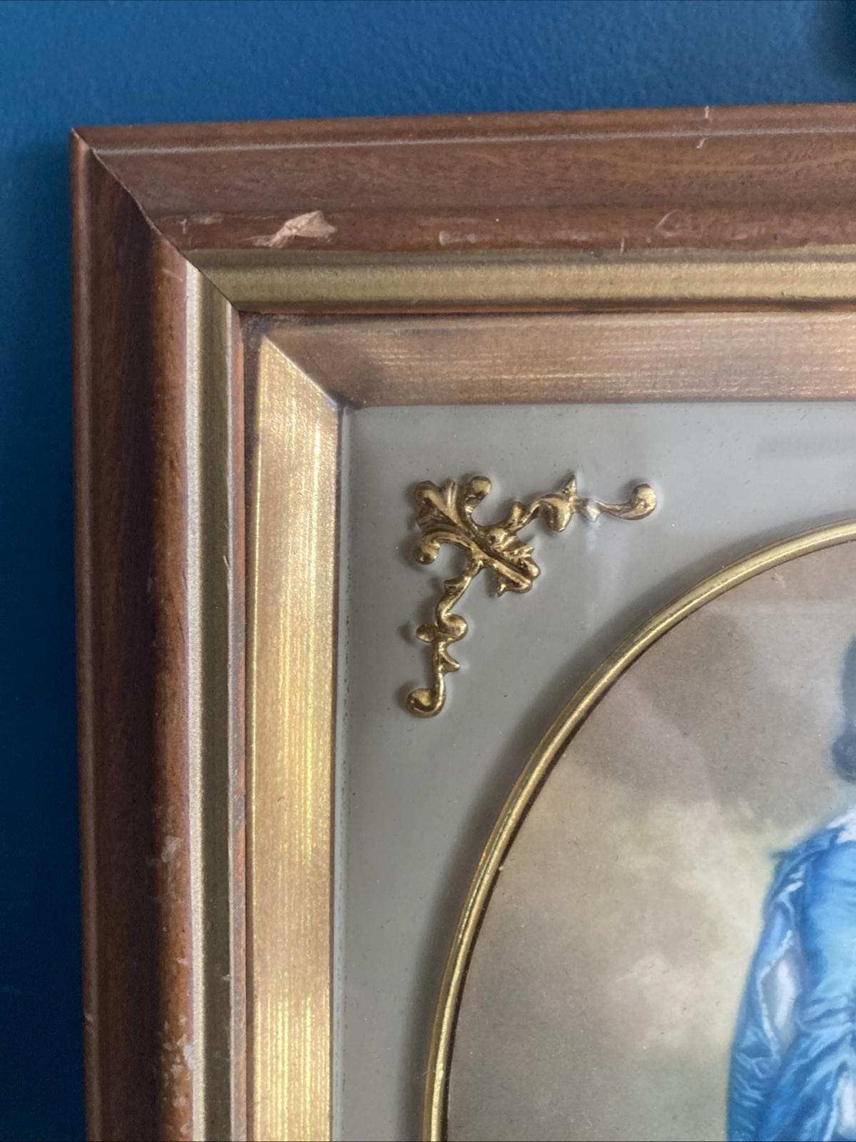 BLUE BOY Vintage Turner Wall Accessory Wood Frame Gold Accents 8” X 10”