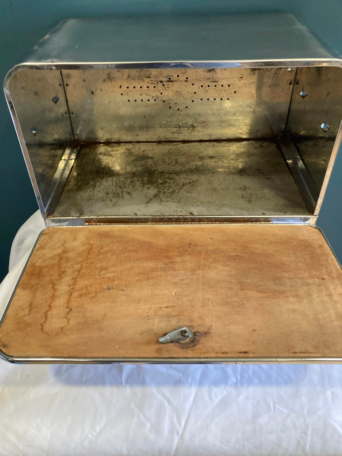 Vintage Chrome Bread Box – Mid-Century Modern Metal Bread Bin