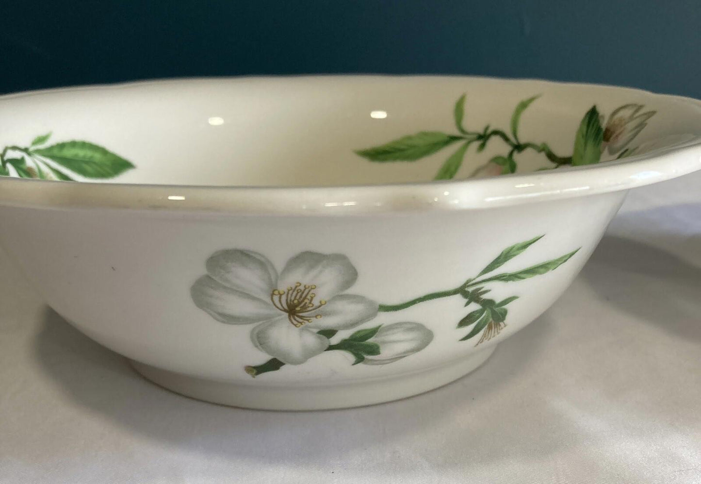 Syracuse China White Blossom Scalloped 9" Round Vegetable Bowl, set of 2