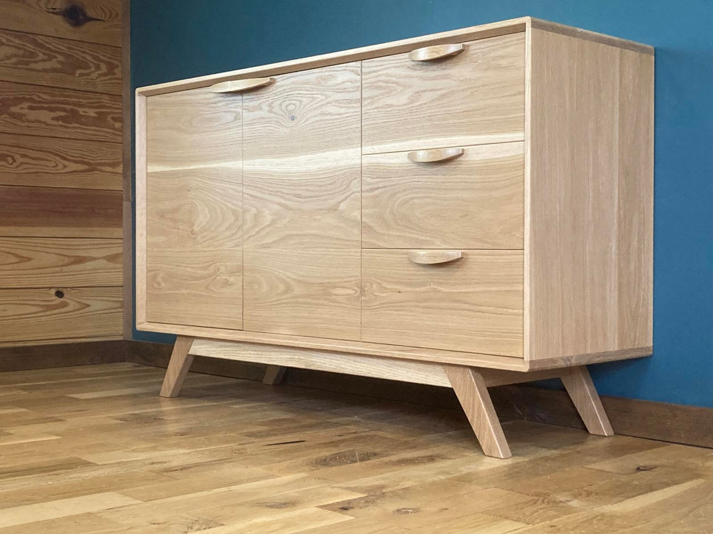 Custom Handmade Oak Sideboard – Mid-Century Modern Style