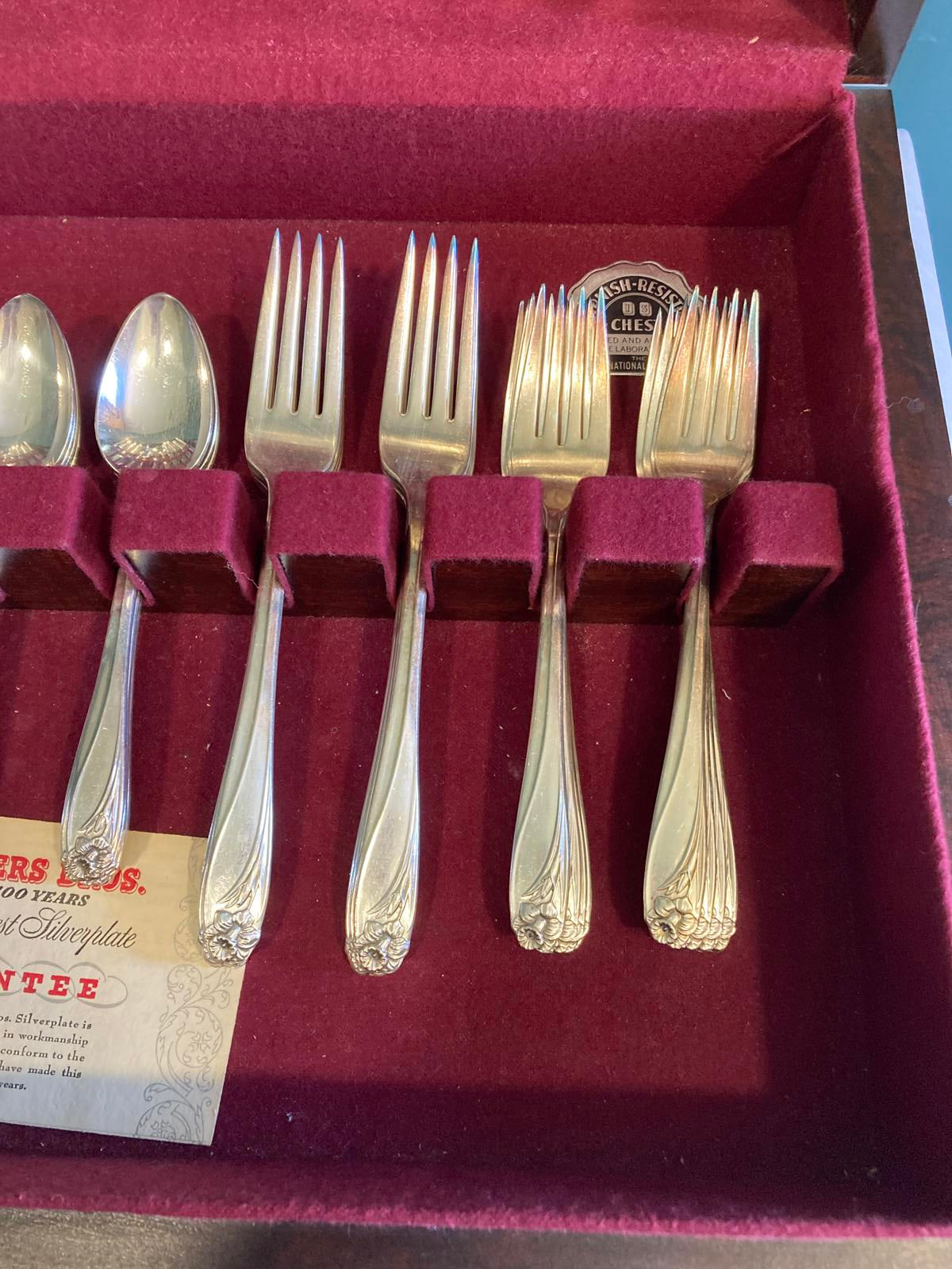 W.M. Rogers Daffodil Silverplate Flatware Set of 52 in Tarnish Free Wooden Case