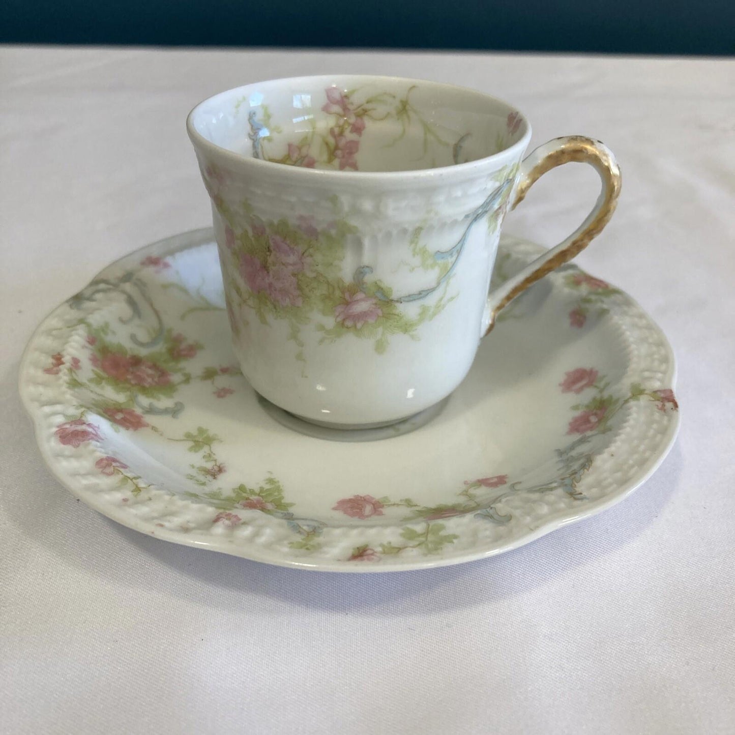Set of 8 Vintage Haviland & Co Limoges France The Princess Tea Cups & Saucers
