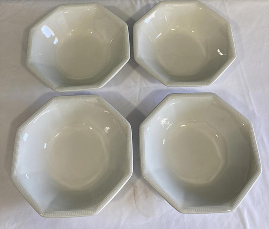 Johnson Brothers Heritage White Cereal Bowls – Set of 4, 5.75” Beaded Rim England