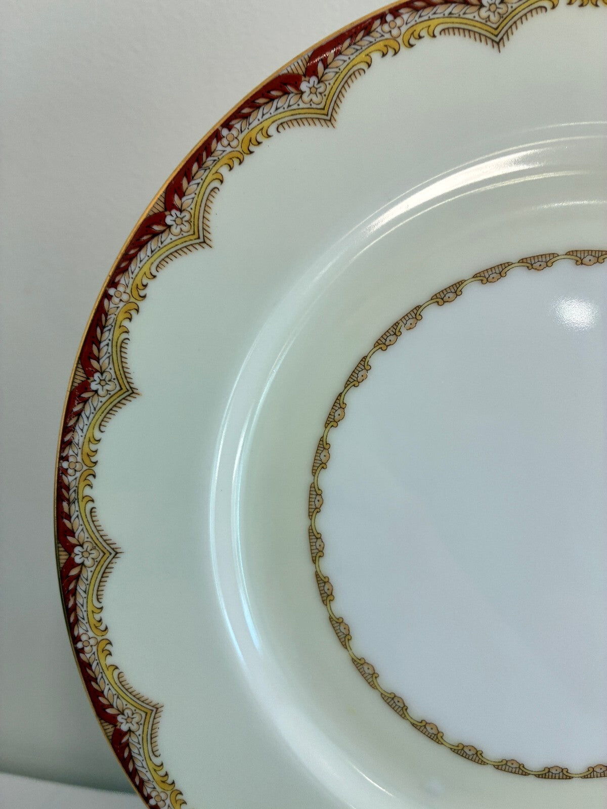 Vintage Meito Celestine Dinner Plates Set of 12, Red and Gold Border, Japan