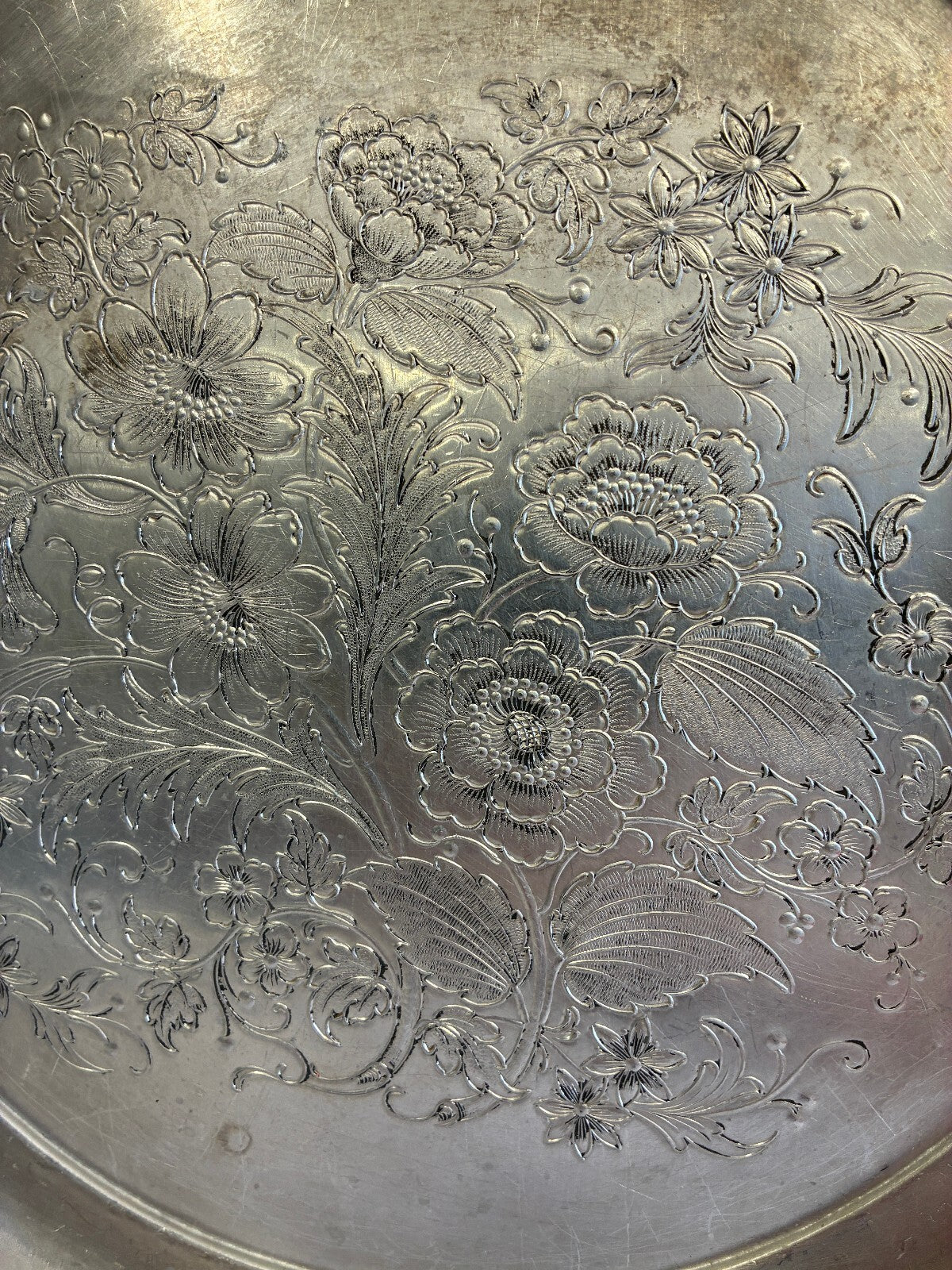 Vintage Federal Silver Co Aluminum 13.1" Round Floral Engraved Serving Tray