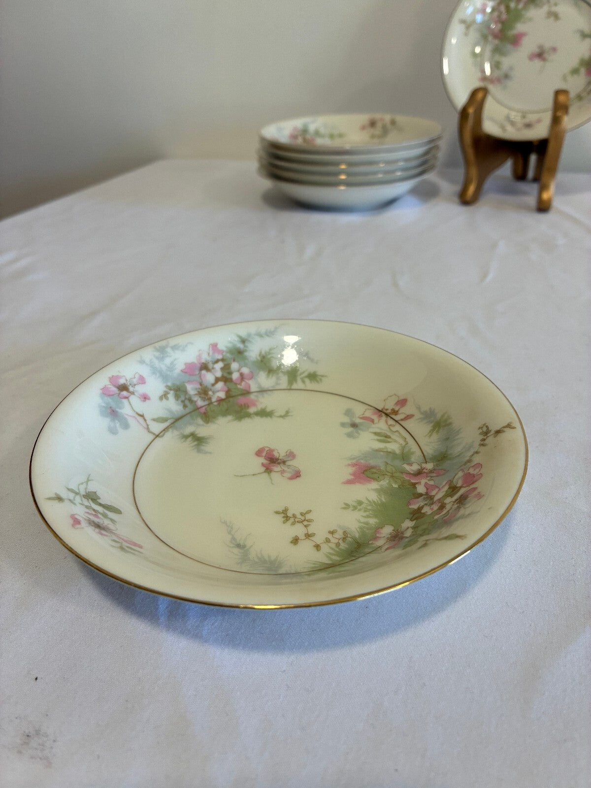 Midcentury Theodore Haviland NY Apple Blossom Bowls Gold Trim, Set of 7