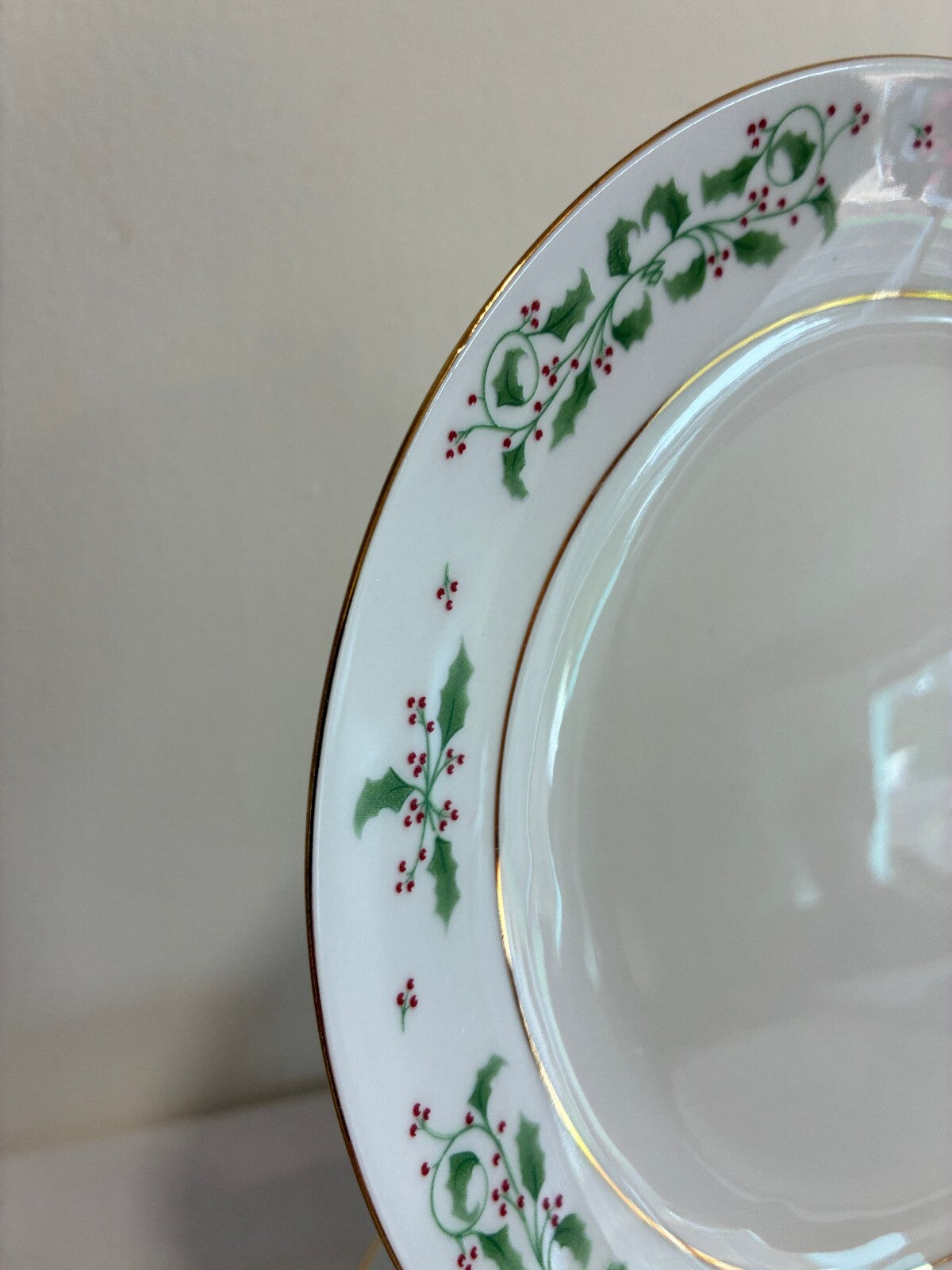 Vintage Holly Berry Christmas Dessert Plates With Gold Trim, Set of 6