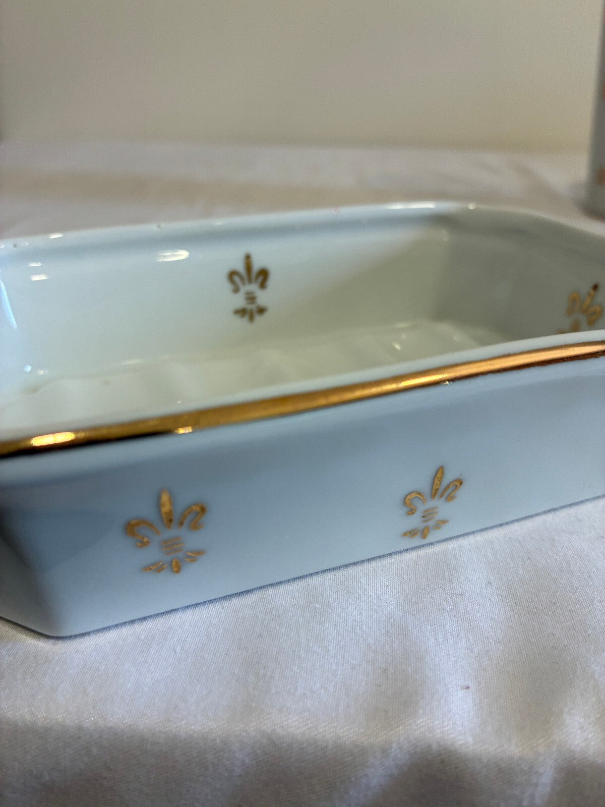 Vintage Fleur de Lis Porcelain Soap Dish & Toothbrush Holder Cup
