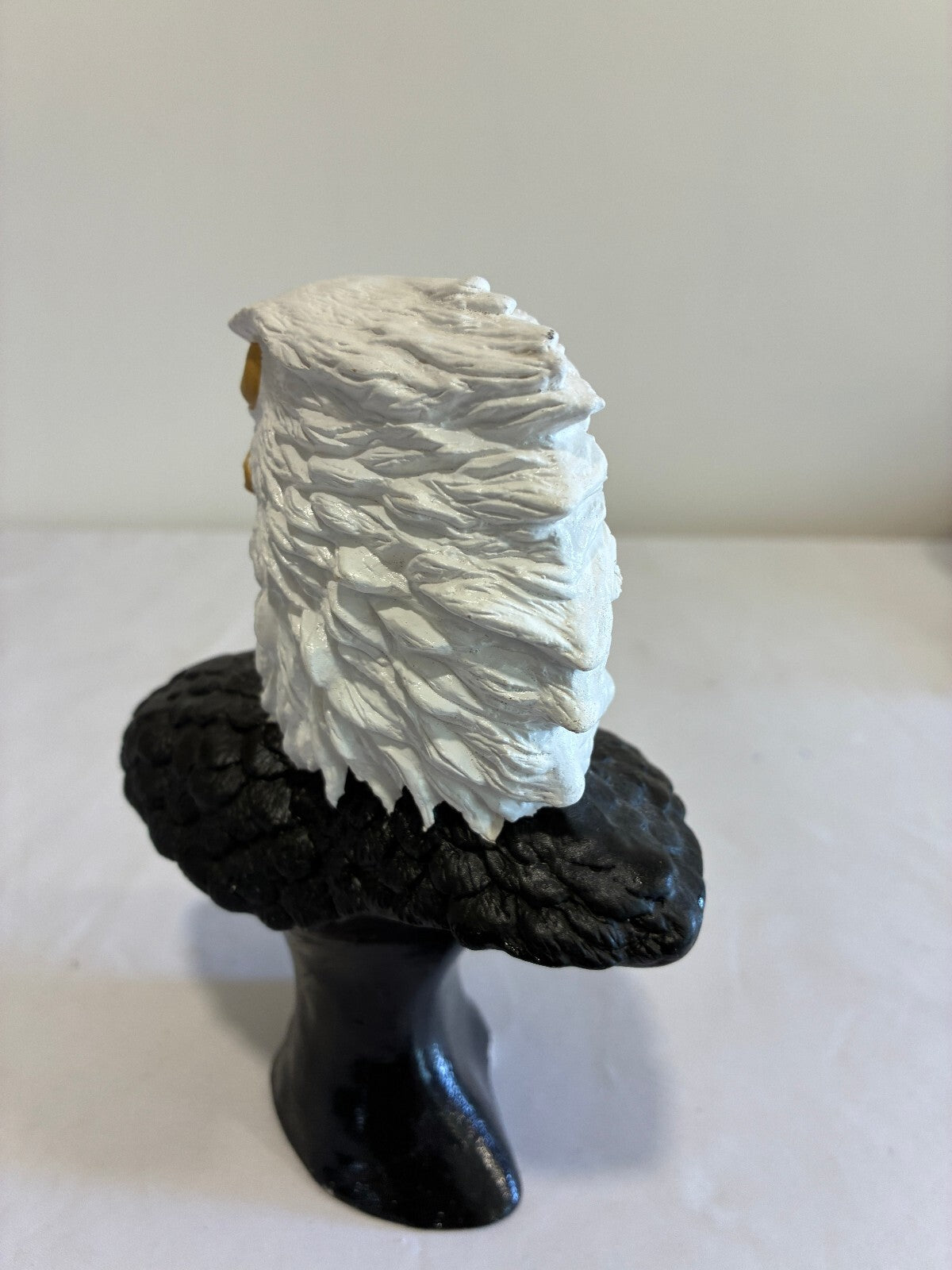 Vintage Ceramic Bald Eagle Bust Sculpture Patriotic Bird Figurine
