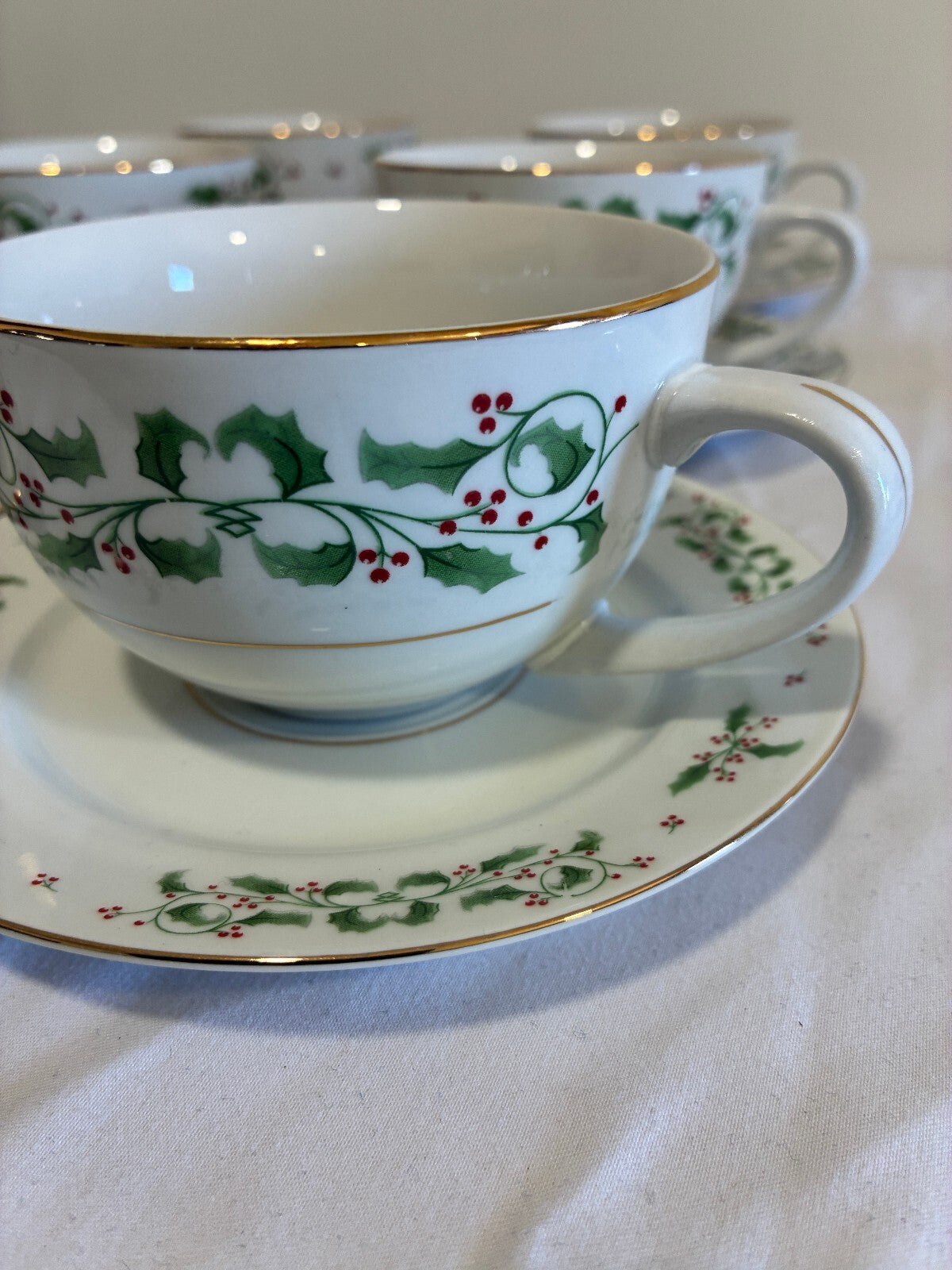 Vintage Gibson Everyday Christmas Holly Cup and Saucer Set of 6, Holiday China