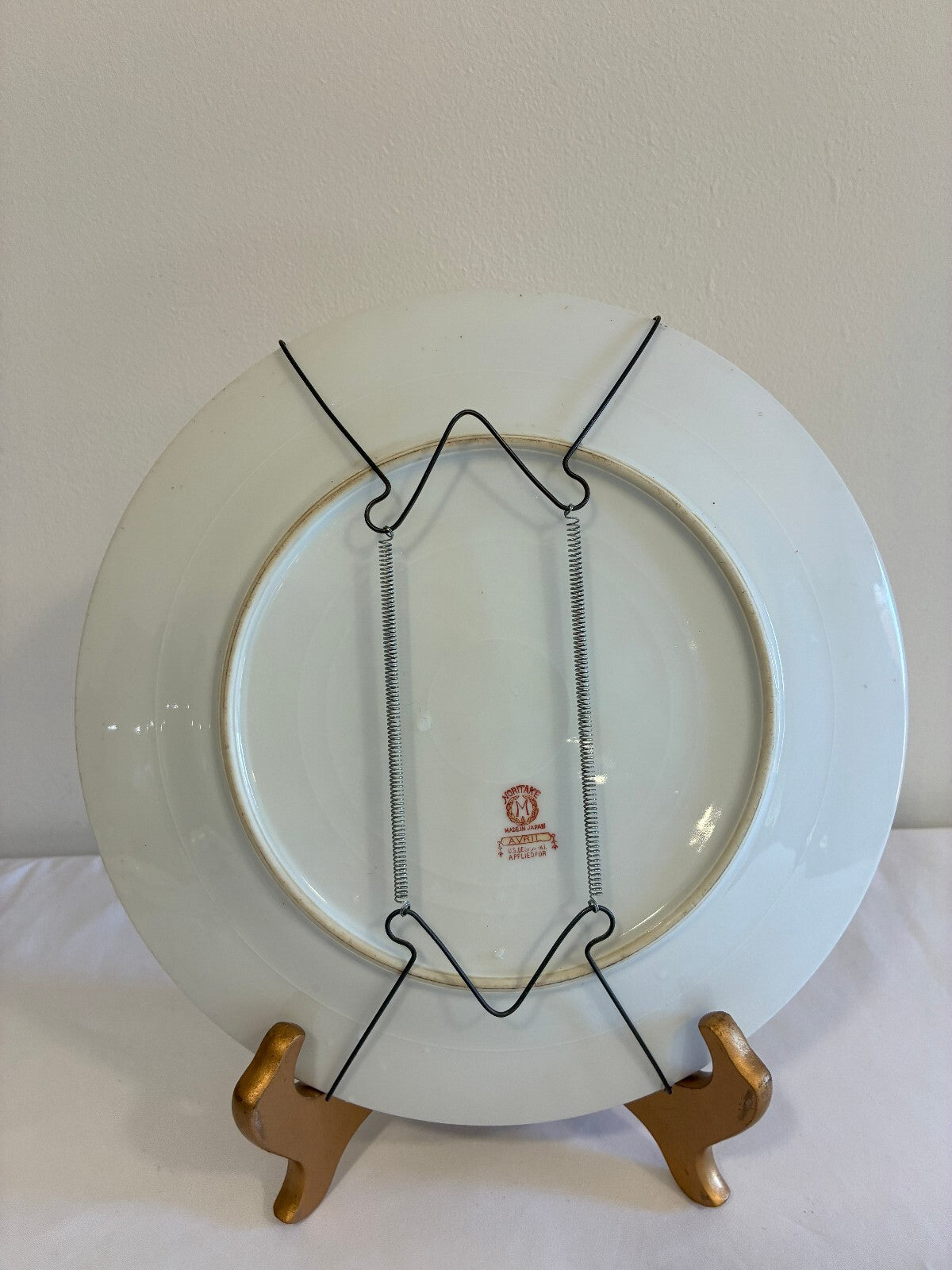 Vintage Noritake Avril Dinner Plate with Plate Hanger, Floral China 9.9", Japan