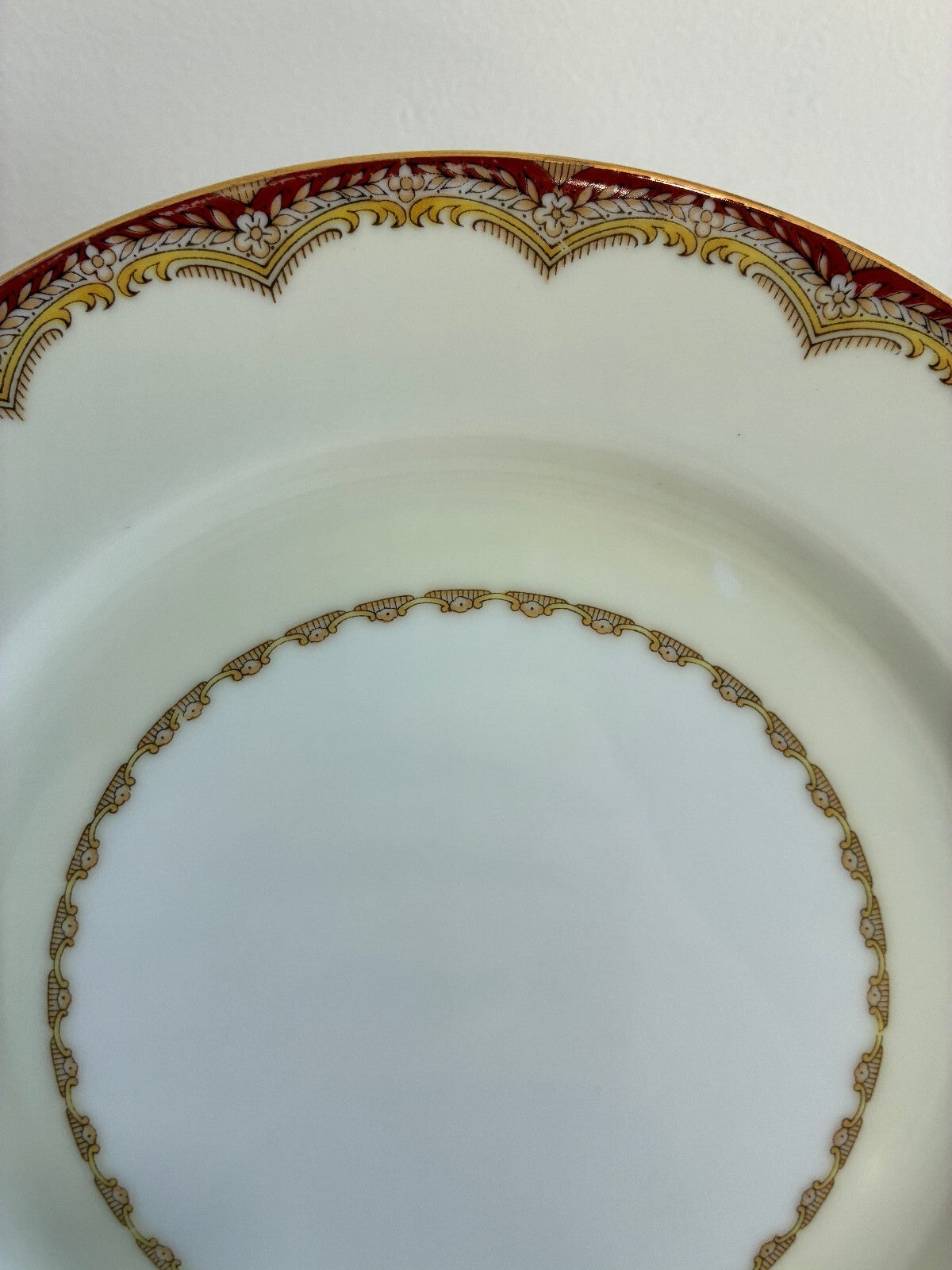 Vintage Meito Celestine Dinner Plates Set of 12, Red and Gold Border, Japan