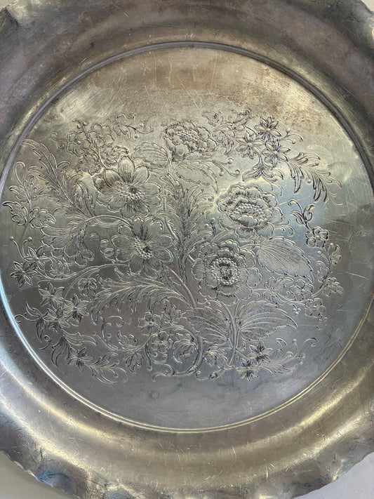 Vintage Federal Silver Co Aluminum 13.1" Round Floral Engraved Serving Tray