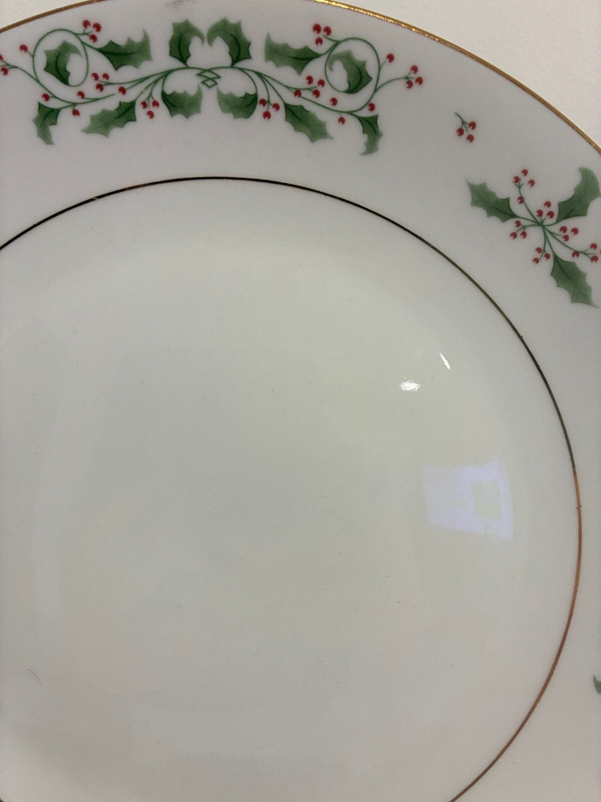 Vintage Holly Berry Christmas Dinner Plates Set of 8