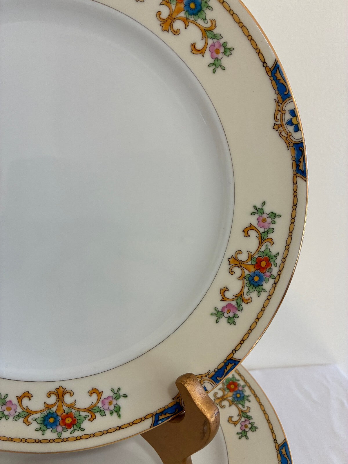 Vintage Meito Warren Dinner Plates, Set of 7, Floral China, Blue and Gold Border