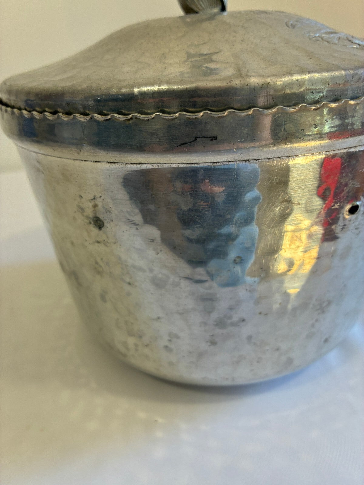Vintage Hammered Aluminum Lidded Ice Bucket | Tulip Finial Floral Handles