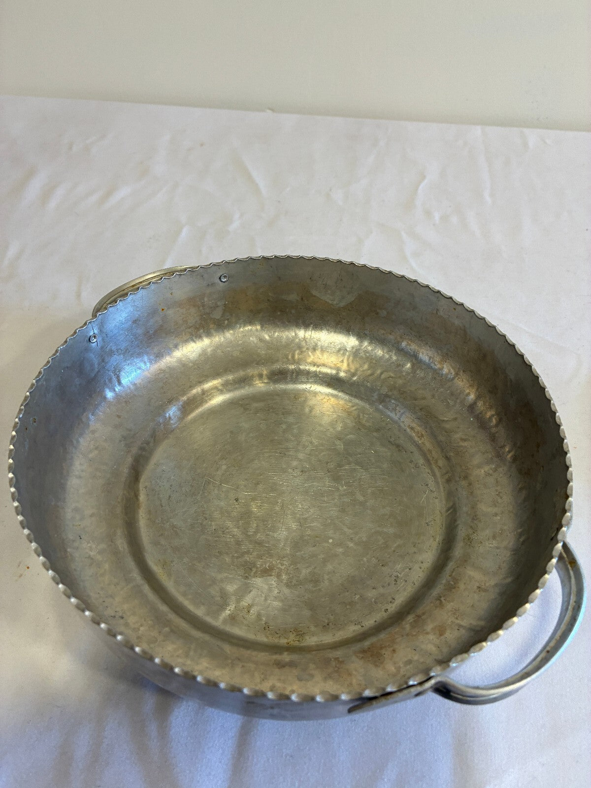 Vintage Hammered Aluminum Lidded Serving Dish | Tulip Flower Finial Casserole
