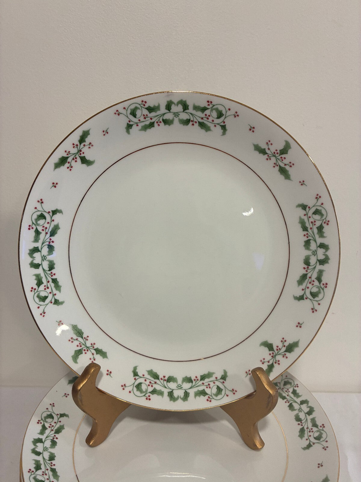 Vintage Holly Berry Christmas Dinner Plates Set of 8